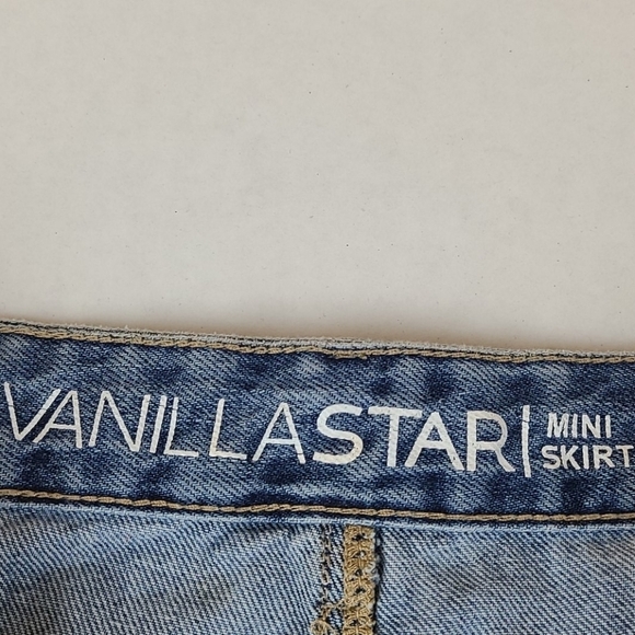 Vintage Distressed Denim Jean Skirt, Size 3 - Picture 5 of 8